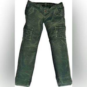 ⭐️VINTAGE RICH & SKINNY⭐️OLIVE SKINNY CARGO CORDUROY PANTS LIKE NEW SIZE: 26